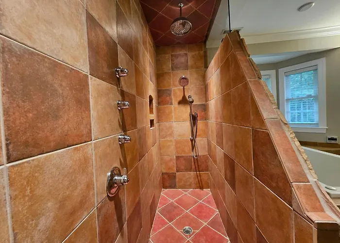 Heated Pool L Indoor Jacuzzi Tubs I Arcade L Outdoor Hot Tub Winston-Salem