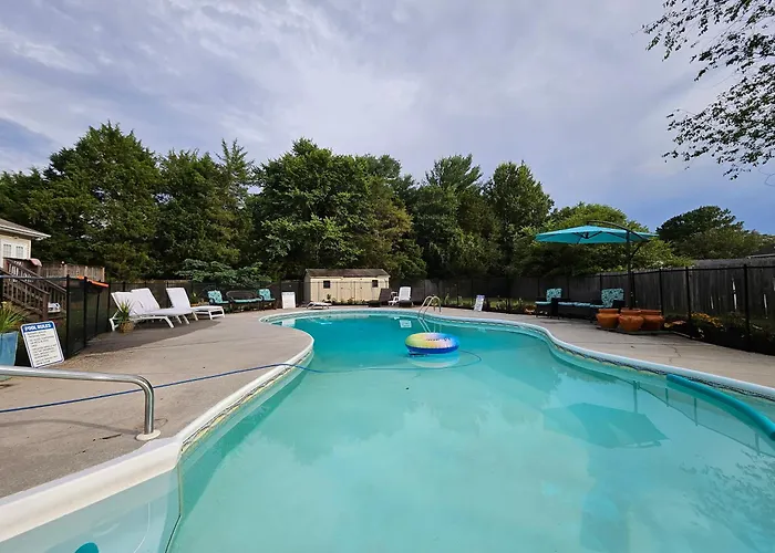 Heated Pool L Indoor Jacuzzi Tubs I Arcade L Outdoor Hot Tub *