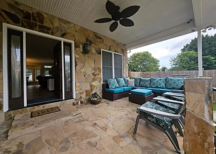 Heated Pool L Indoor Jacuzzi Tubs I Arcade L Outdoor Hot Tub *