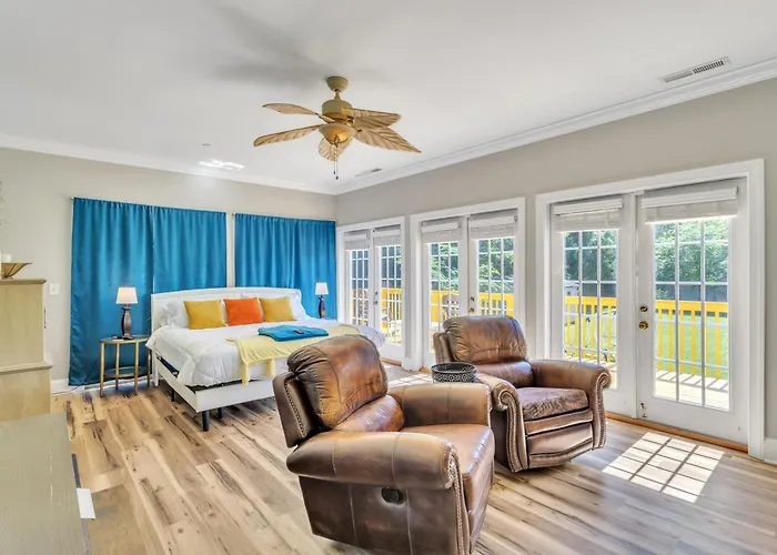 Heated Pool L Indoor Jacuzzi Tubs I Arcade L Outdoor Hot Tub Holiday home Winston-Salem