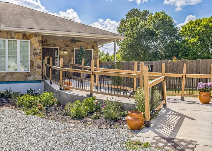 Heated Pool L Indoor Jacuzzi Tubs I Arcade L Outdoor Hot Tub Winston-Salem